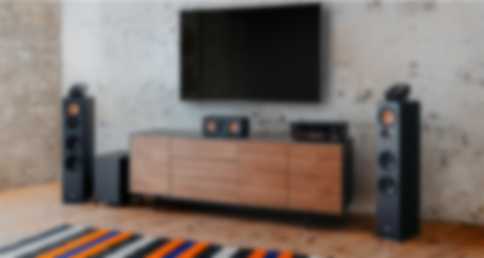 Ultima 40 Surround AVR Atmos