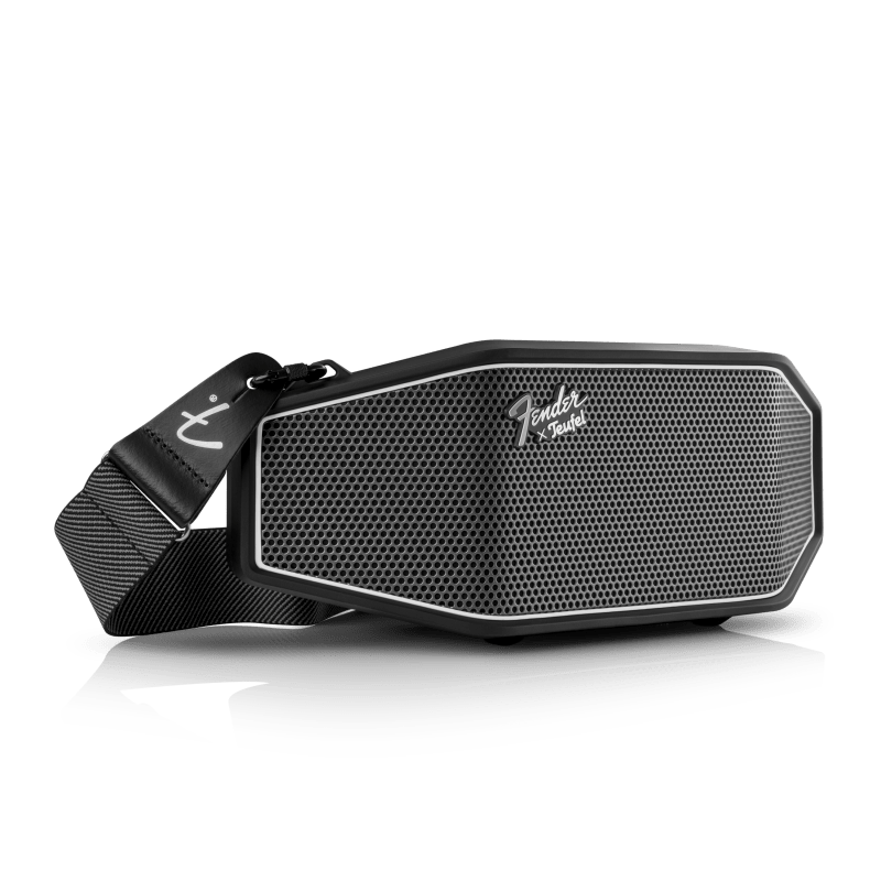 Gallery image 1 from 15 Fender x Teufel ROCKSTER CROSS