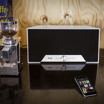 Teufel One M - white - Lifestyle 1