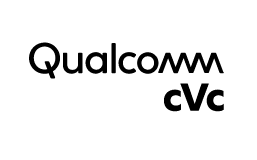 Die Qualcomm cVc Technologie optimiert deine Stimme bei Headset-Gesprächen und filtert Umgebungsgeräusche heraus.